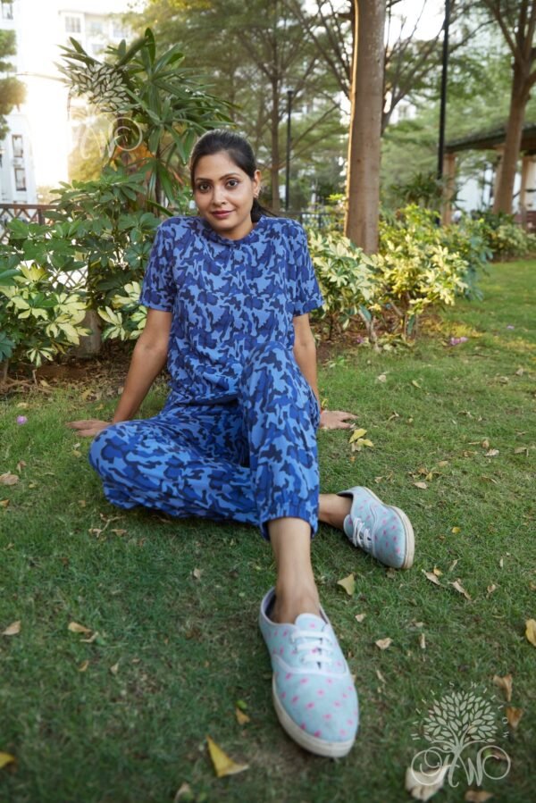 Blue Thunder Abstract Loungewear - Image 4